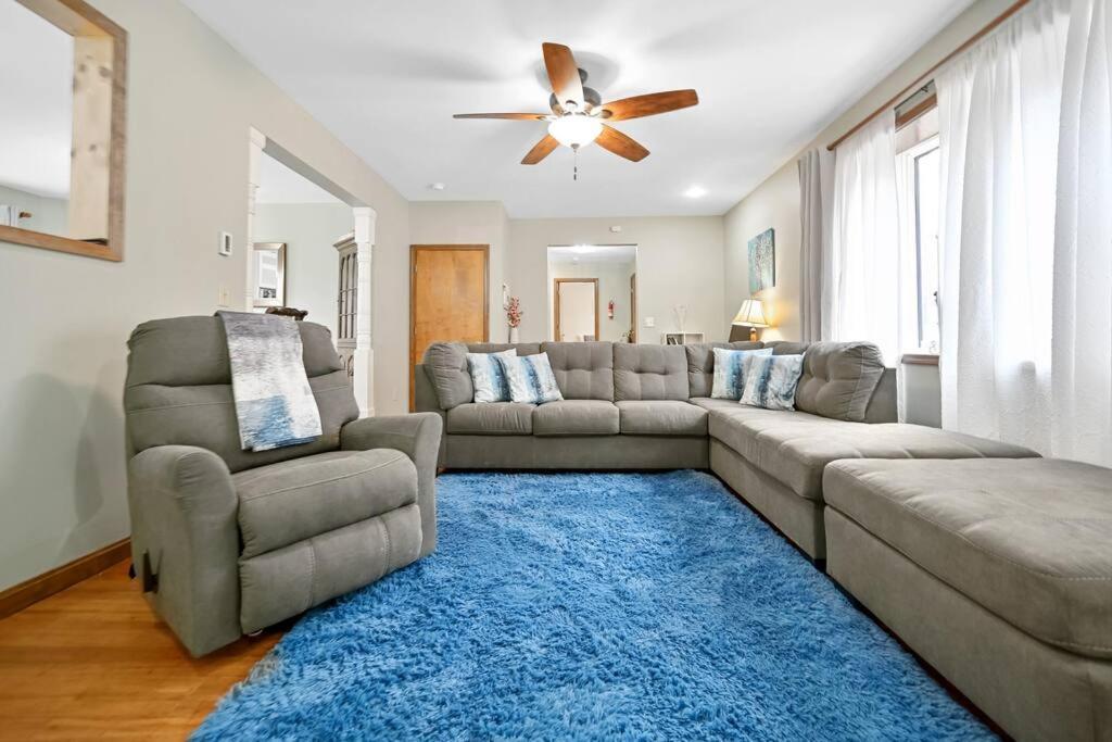Poconos Peaceful Retreat - Families & Large Groups